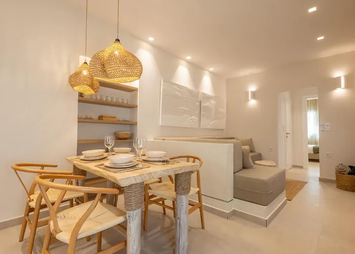 Private Villa Two Seperate Homes And Jacuzzi Retreat *